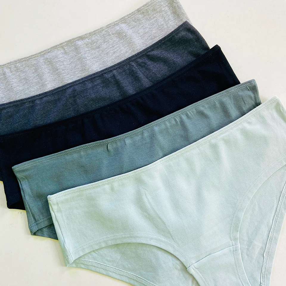 Ladies 3 pack Mid Rise Hipster Cotton Briefs Panty - Image 12