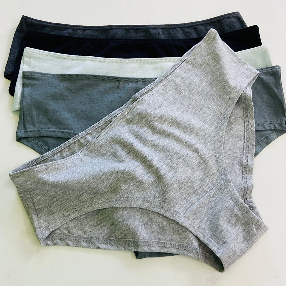 Ladies 3 pack Mid Rise Hipster Cotton Briefs Panty - Image 9