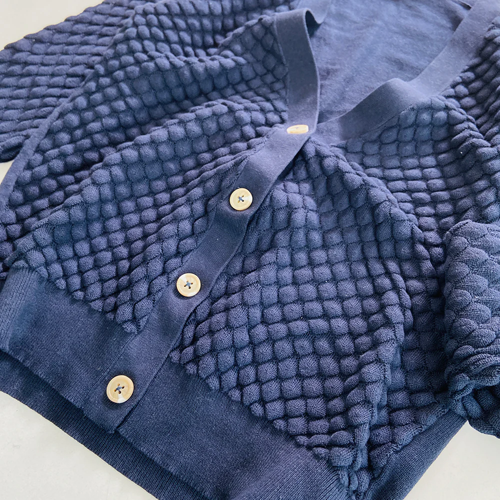 Ladies Long Sleeve V-Neck Knitted Cardigan - Image 17
