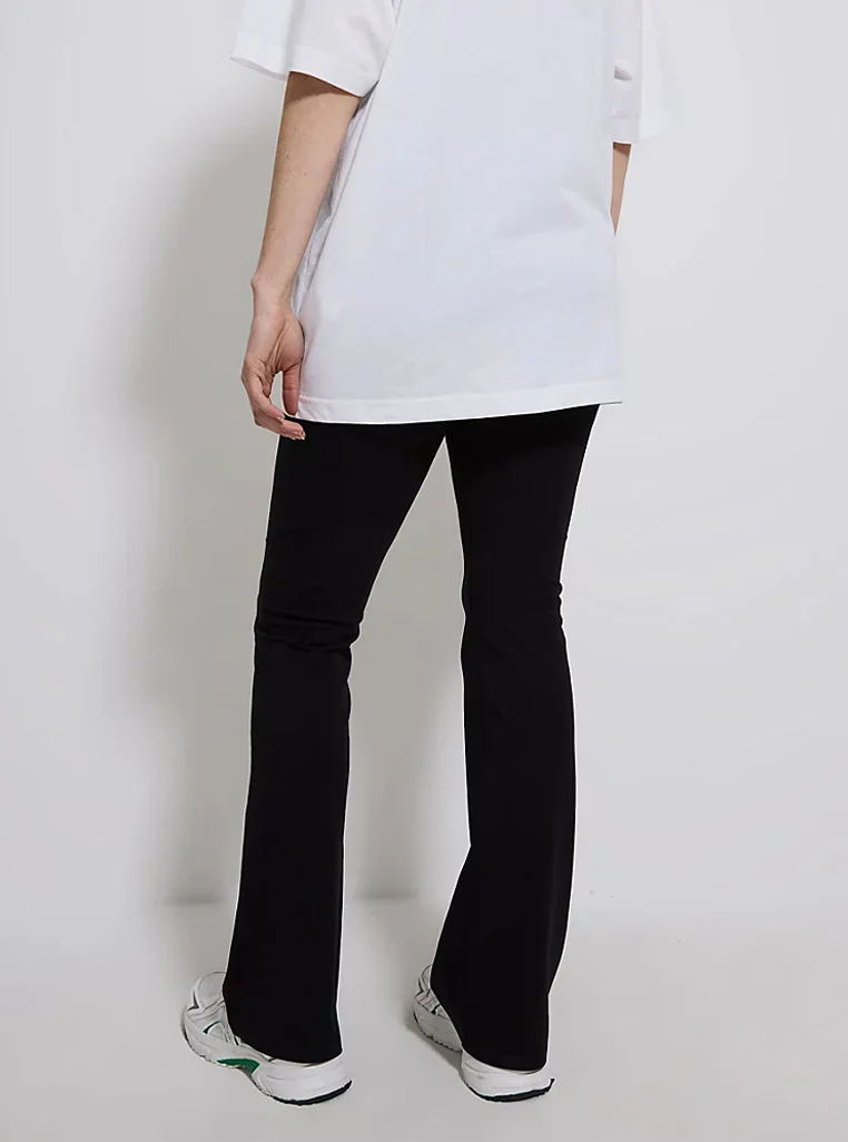 Ladies Maternity Black Flare Leggings - Image 3