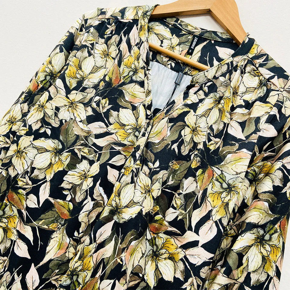 Ladies ¾ Sleeve Soft Floral Casual Top - Image 4