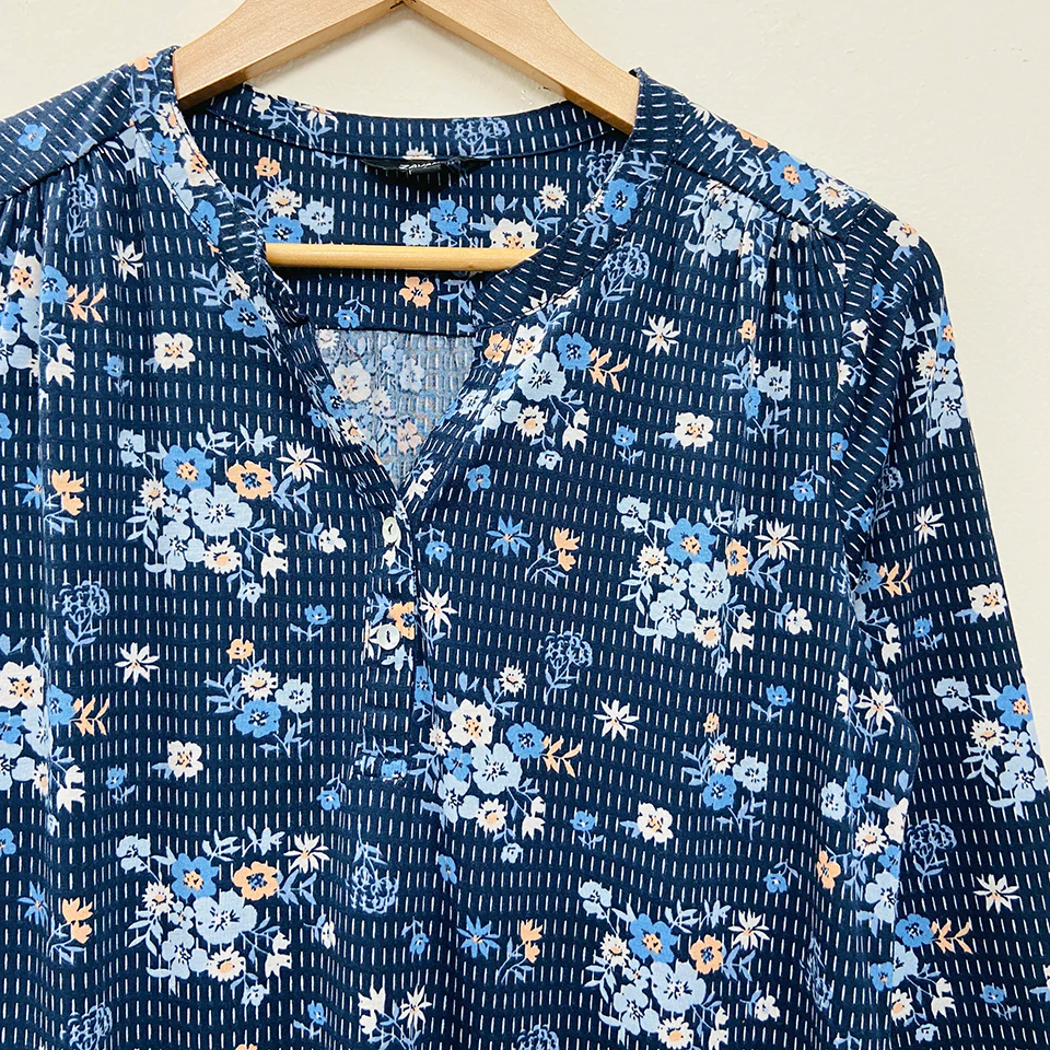 Ladies ¾ Sleeve Soft Floral Casual Top with Knitted Bottom - Image 21