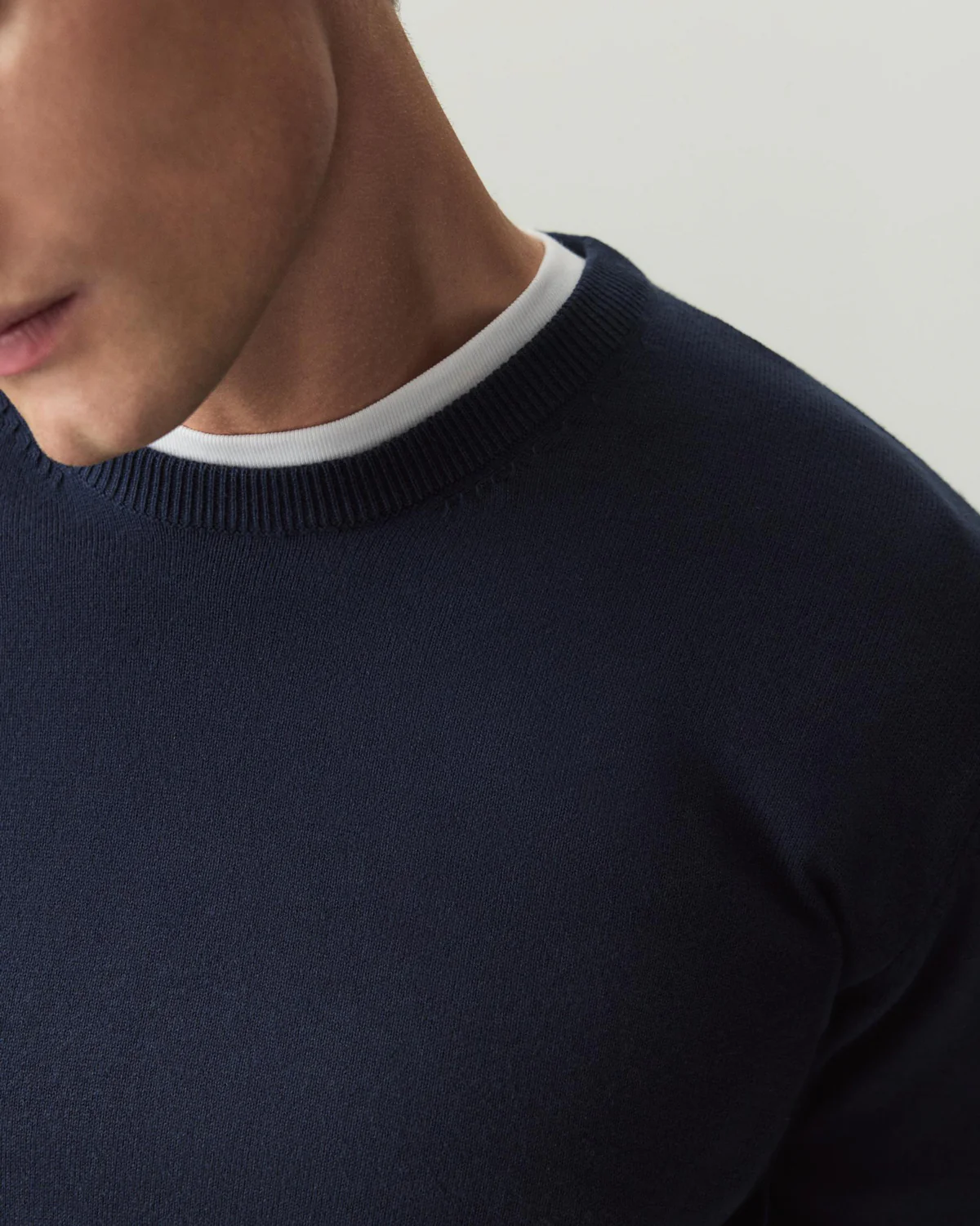 Mens Basic Knit Crew Neck Long Sleeve Pullover Sweater - Image 12
