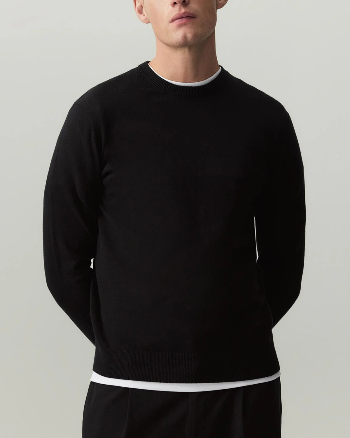 Mens Basic Knit Crew Neck Long Sleeve Pullover Sweater - Image 6