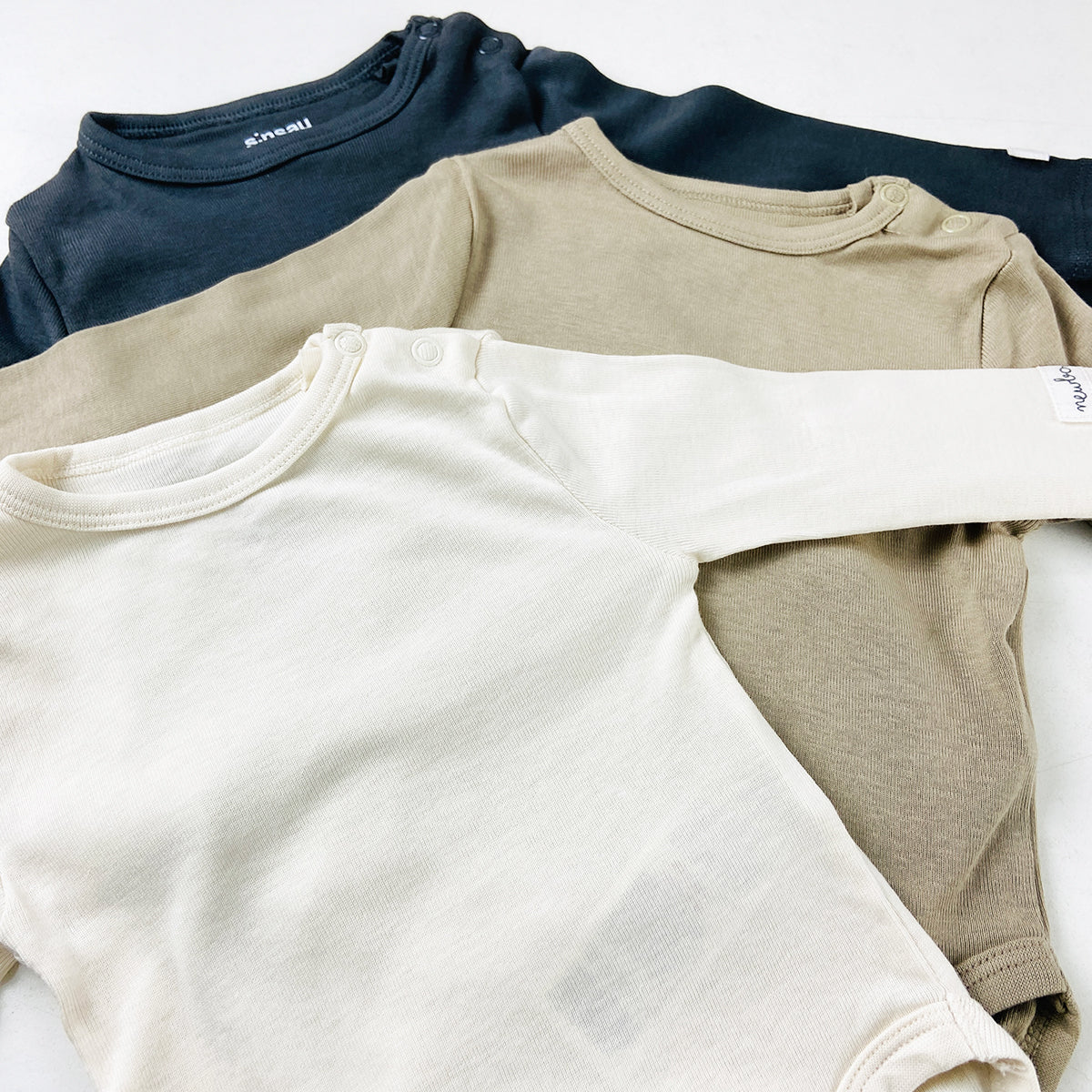 Pack of 3 Baby Long Sleeve Cotton Bodysuit Romper - Image 10