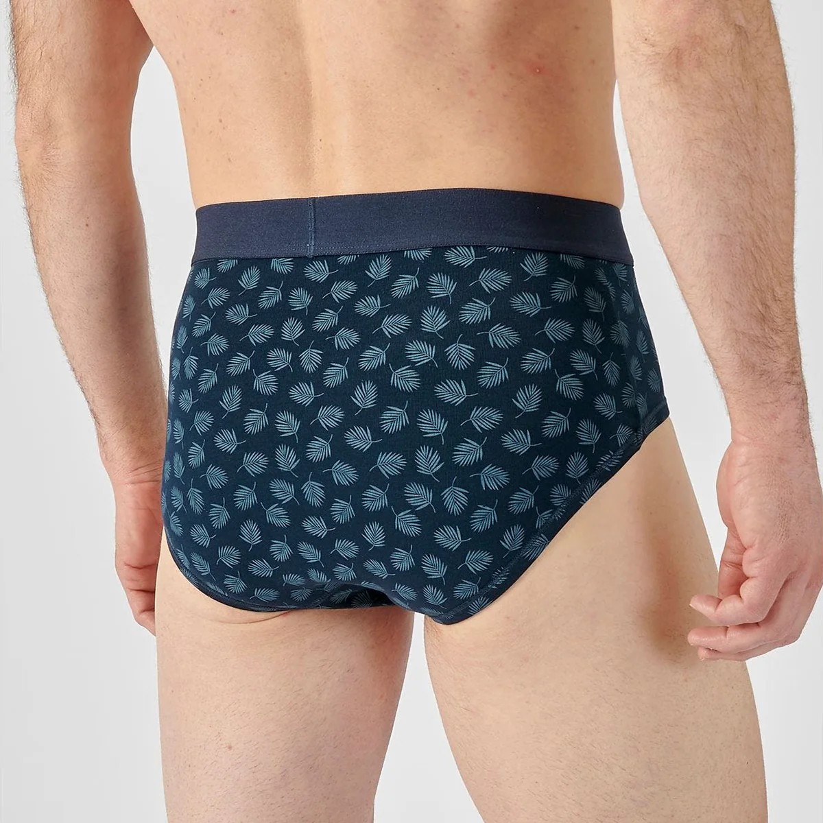 Pack of 3 Mens Classic Cotton Stretch Elastic Waistband Briefs - Image 3