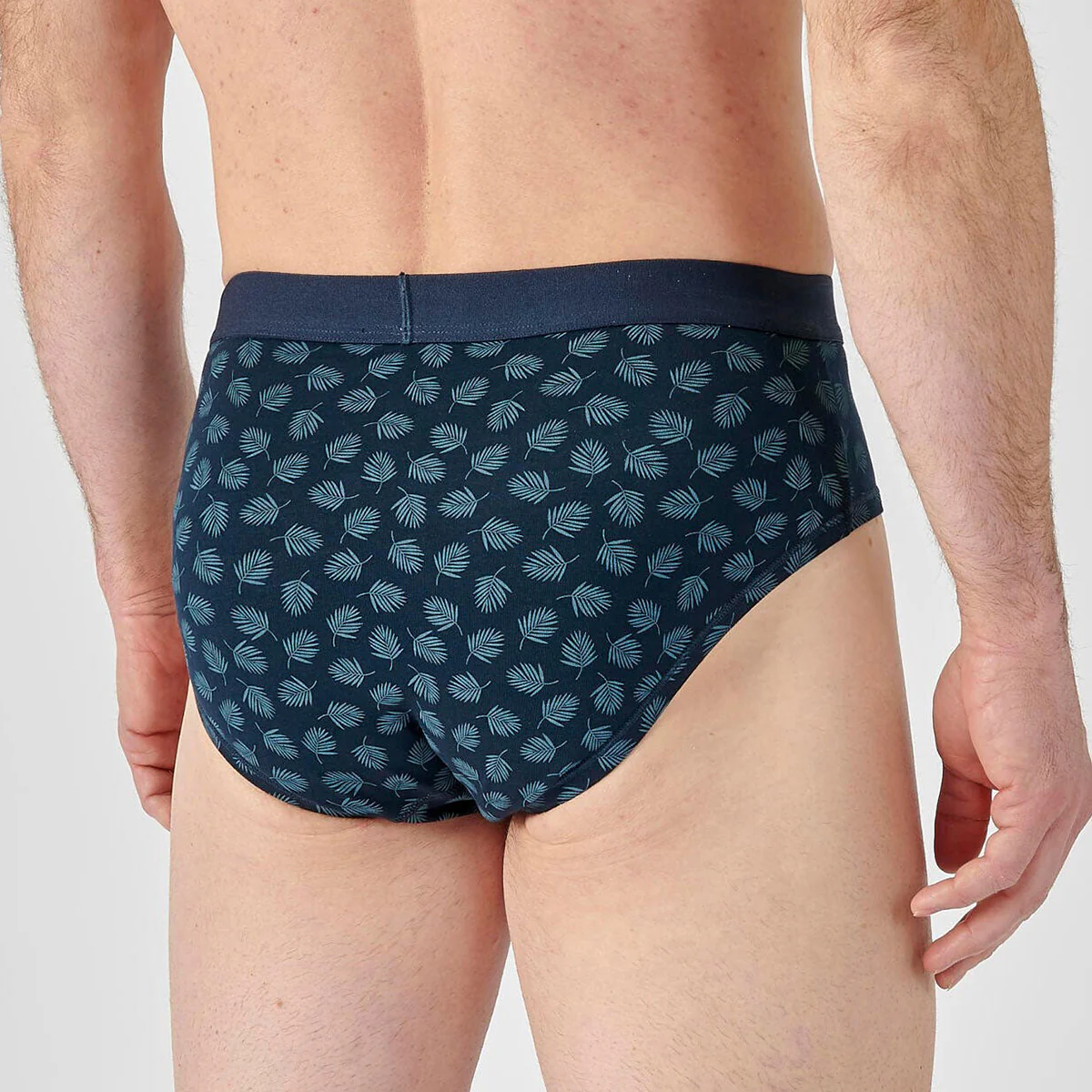 Pack of 3 Mens Classic Cotton Stretch Elastic Waistband Briefs - Image 7