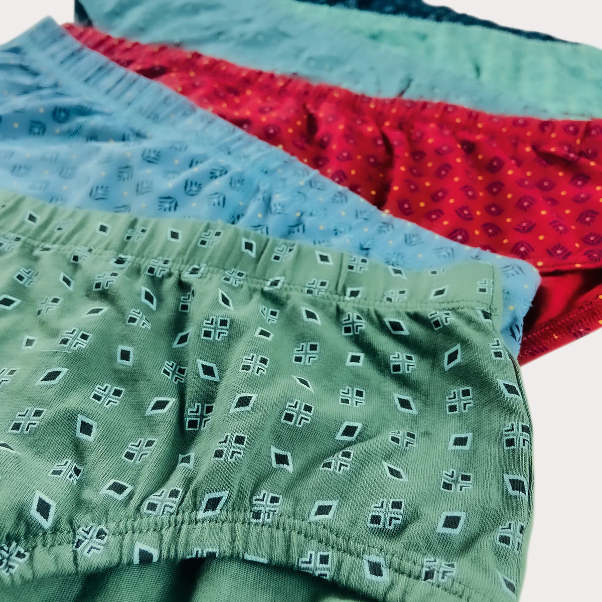 Pack of 3 Mens Classic Printed Cotton Briefs - Image 9