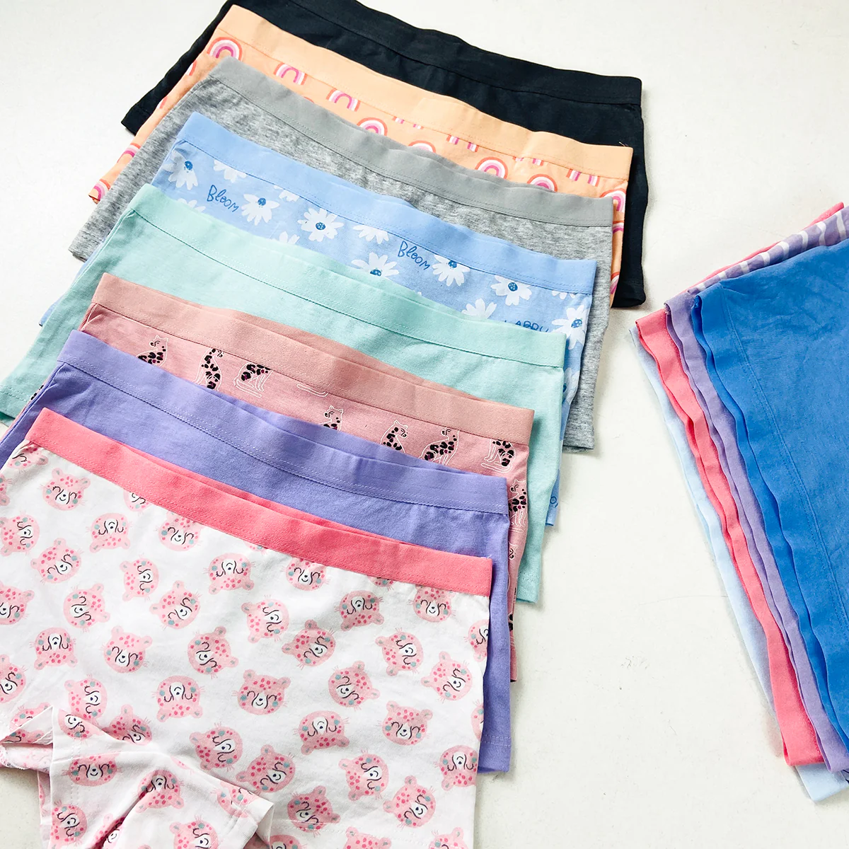 Pack of 5 Girls Premium Soft Cotton Full Coverage Boxer shorts - Image 5