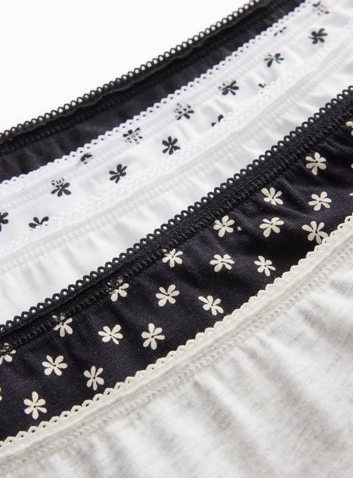 Pack of 5 Womens Assorted High Waisted Full Back Cover Cotton Panties - Image 22