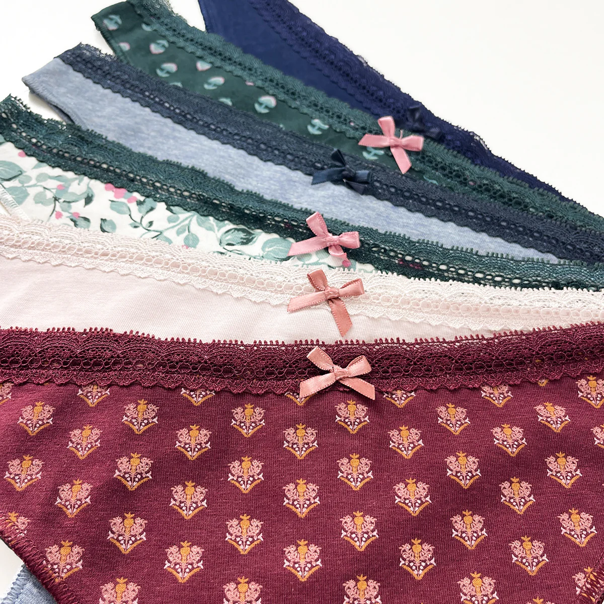 Pack of 5 Womens Soft Cotton Floral & Solid Lace Trim Thong Panty - Image 5