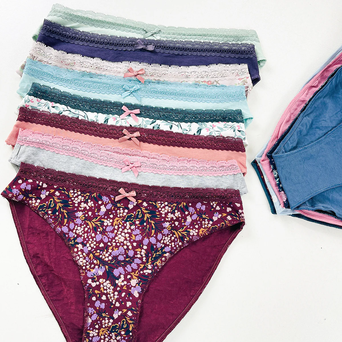Pack of 5 Womens Soft Cotton Lace Trim Bikini Comfort Underwear Panty - Image 3
