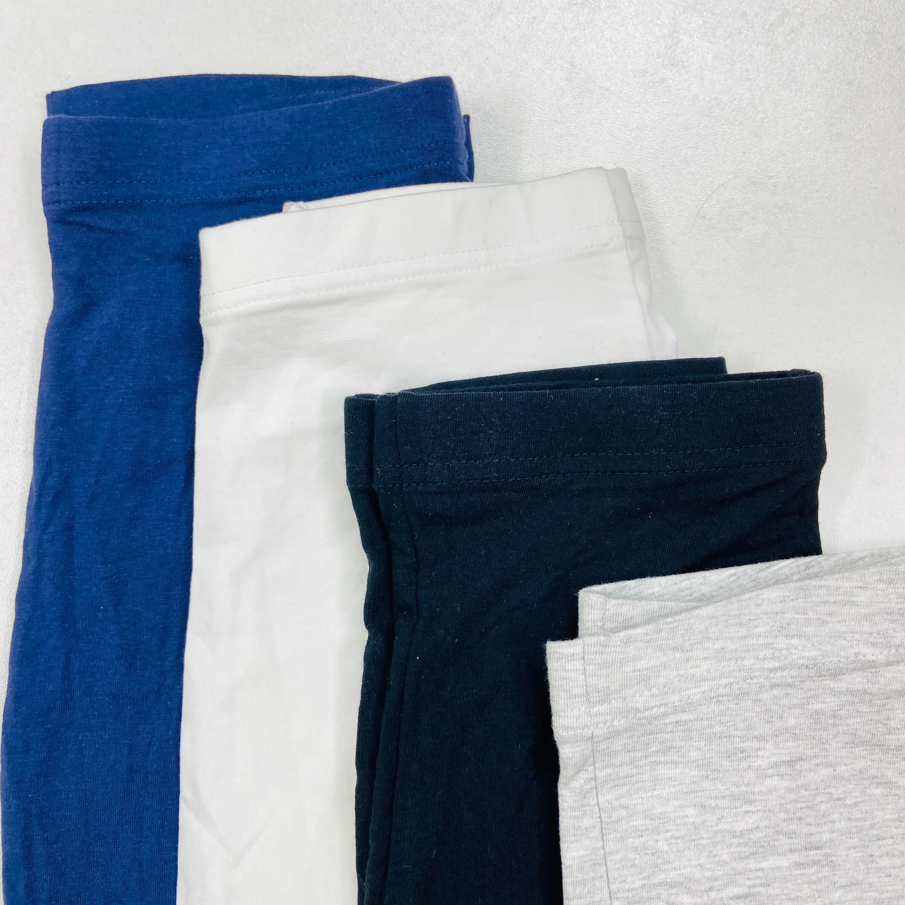 Women Basic Cotton Cropped Length Leggings - Image 18