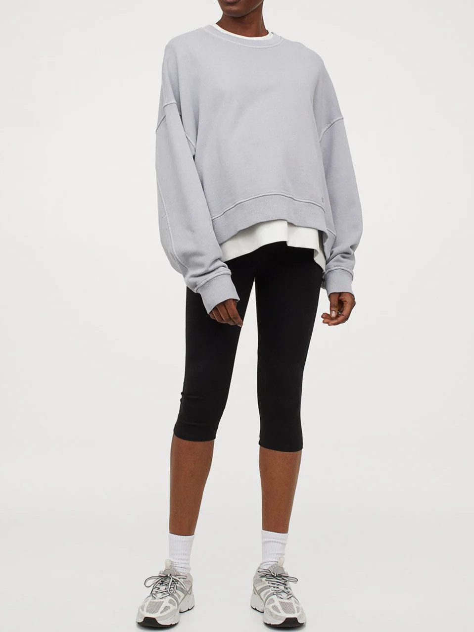 Women Black Maternity Capri Length Leggings - Image 4