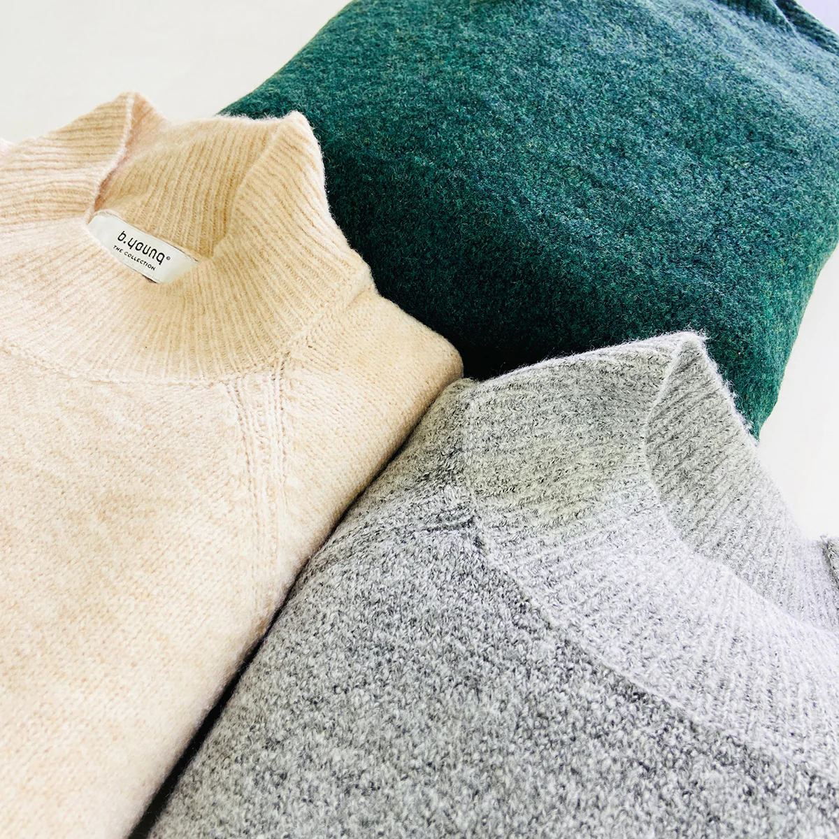 Womens Knee Long Knitted Sweater Dress - Image 19