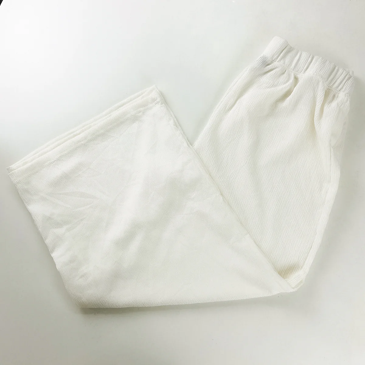 Womens Lightweight Crinkle Culotte 3/4 Pajama - Image 9