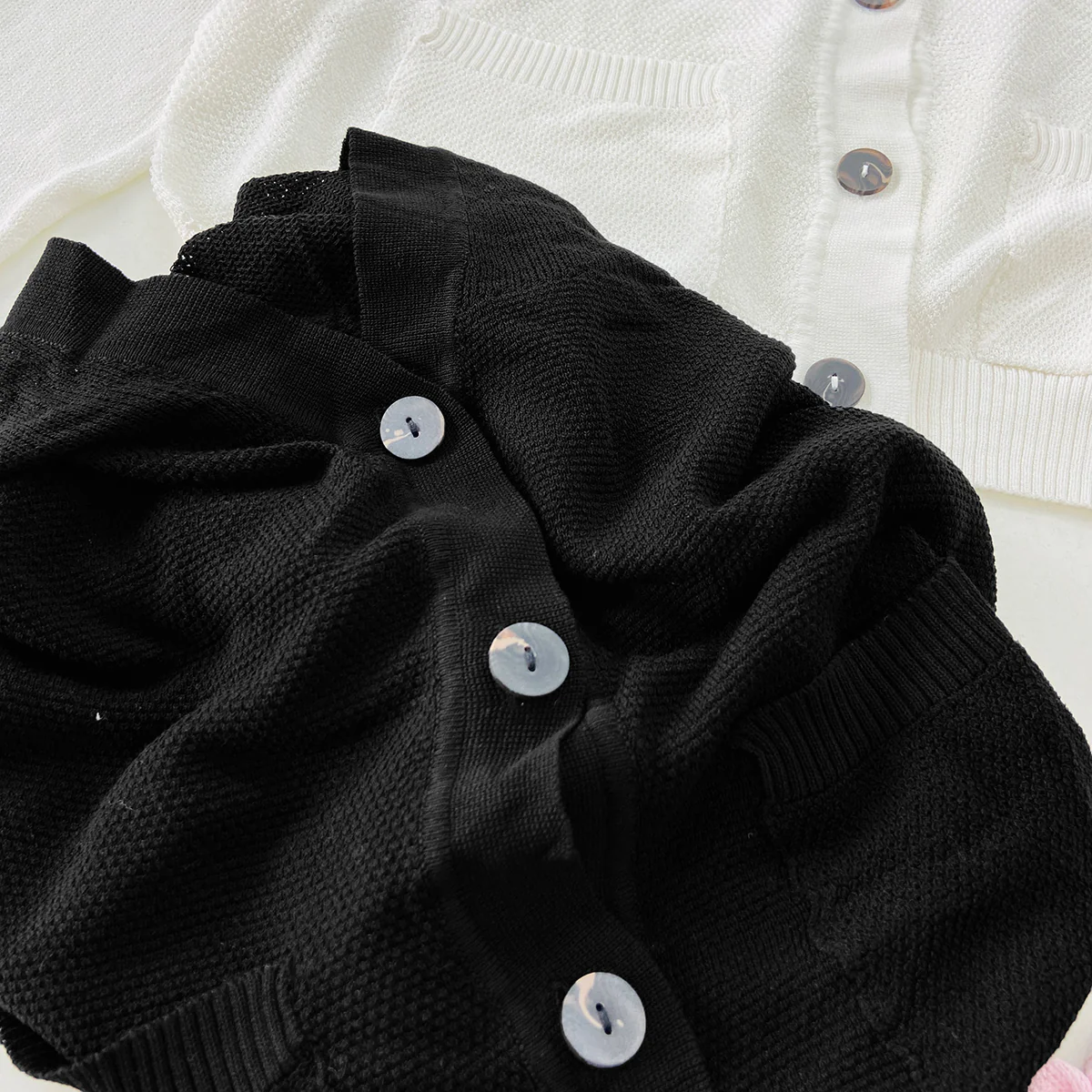 Womens Lightweight Knit Cardigan with Pockets - Image 9
