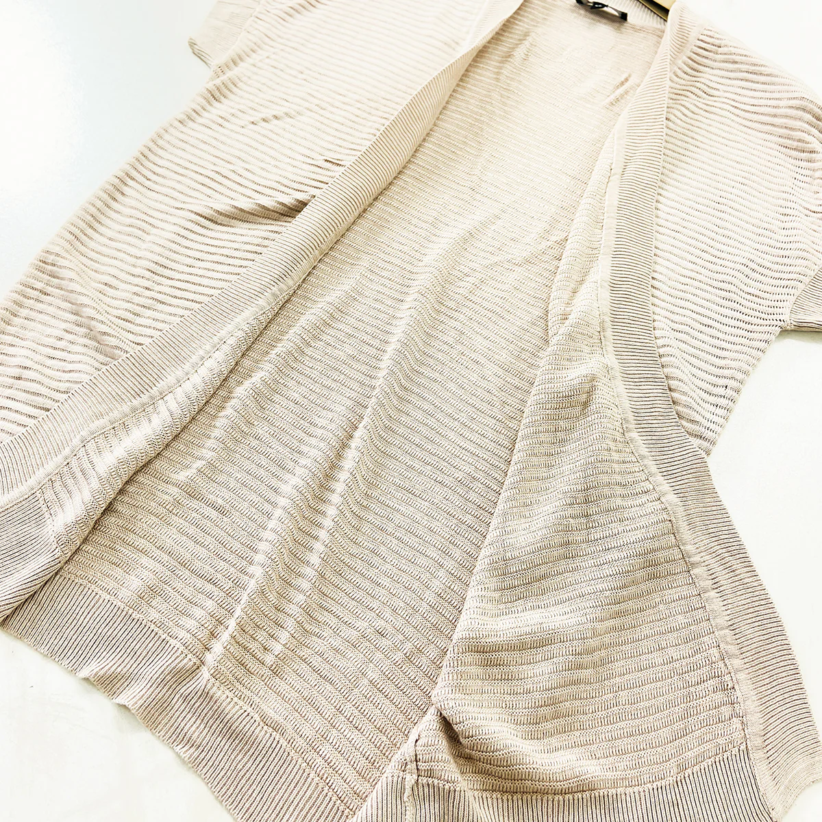 Womens Lightweight Open Front Short Sleeve Knitted Cardigan - Image 9