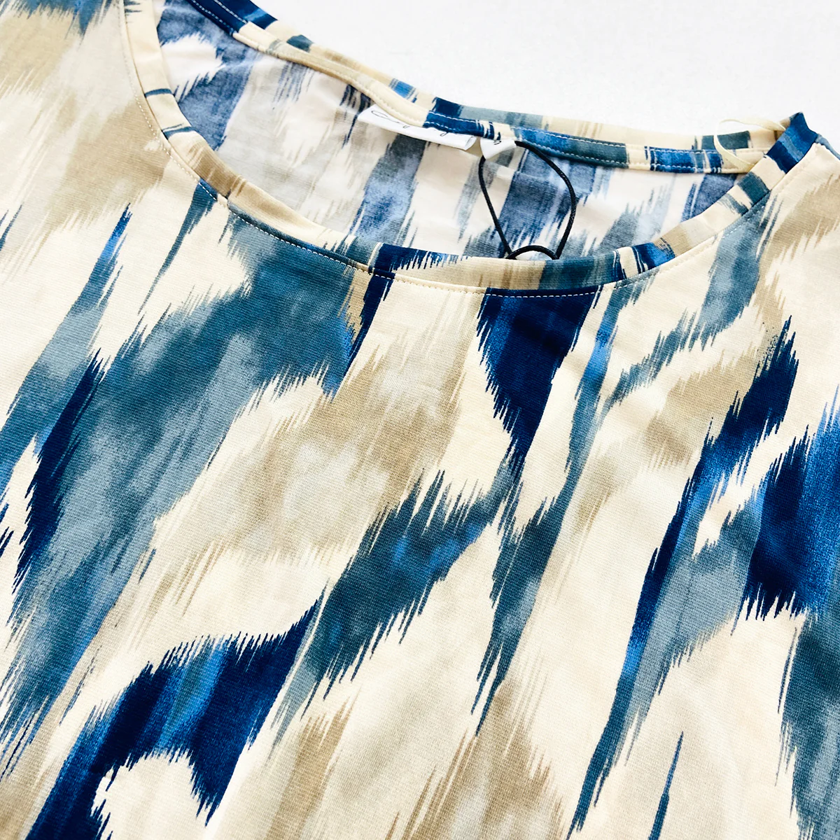 Womens Printed Short Sleeve Round Neck T-Shirt - Image 2