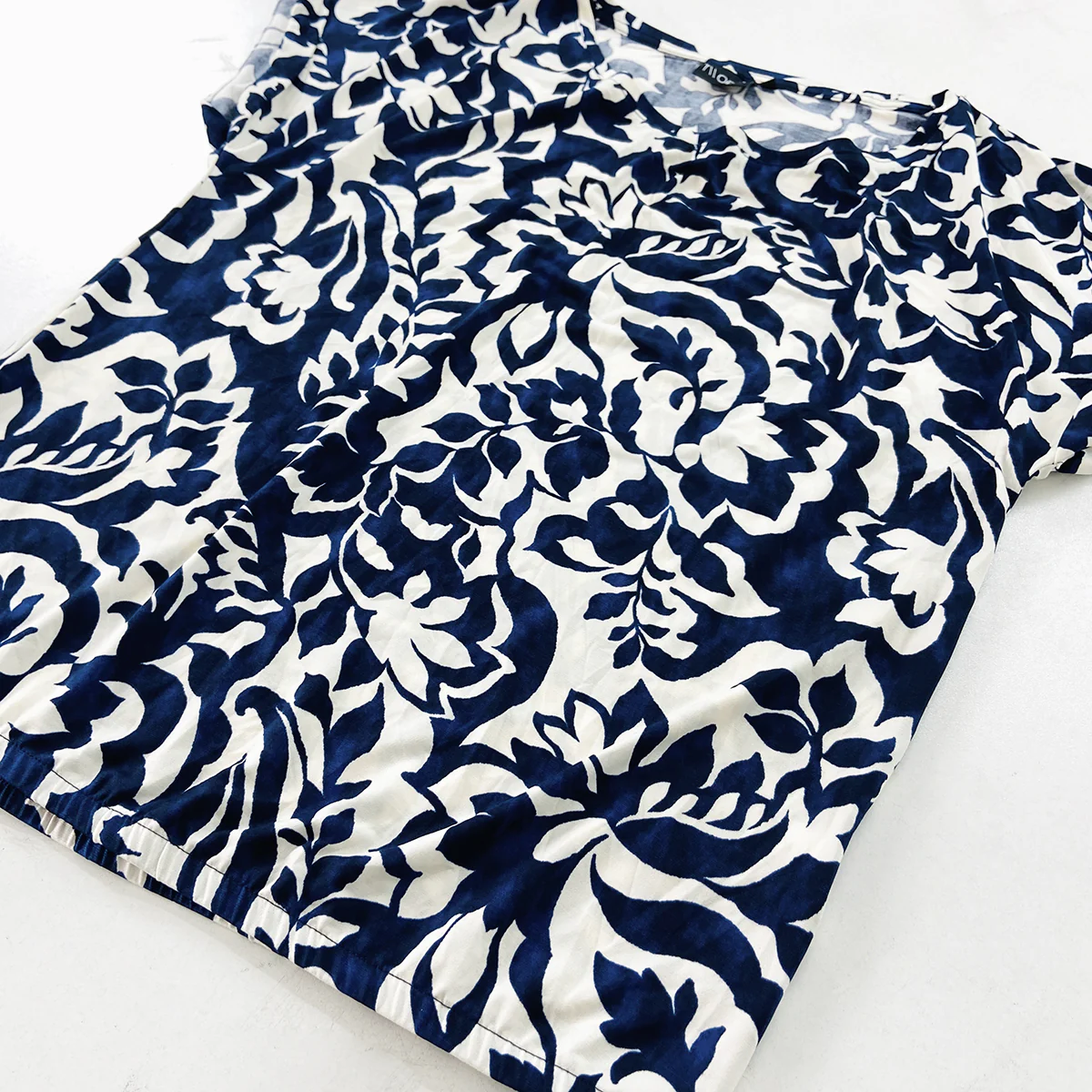 Womens Printed Short Sleeve Round Neck T-Shirt - Image 2