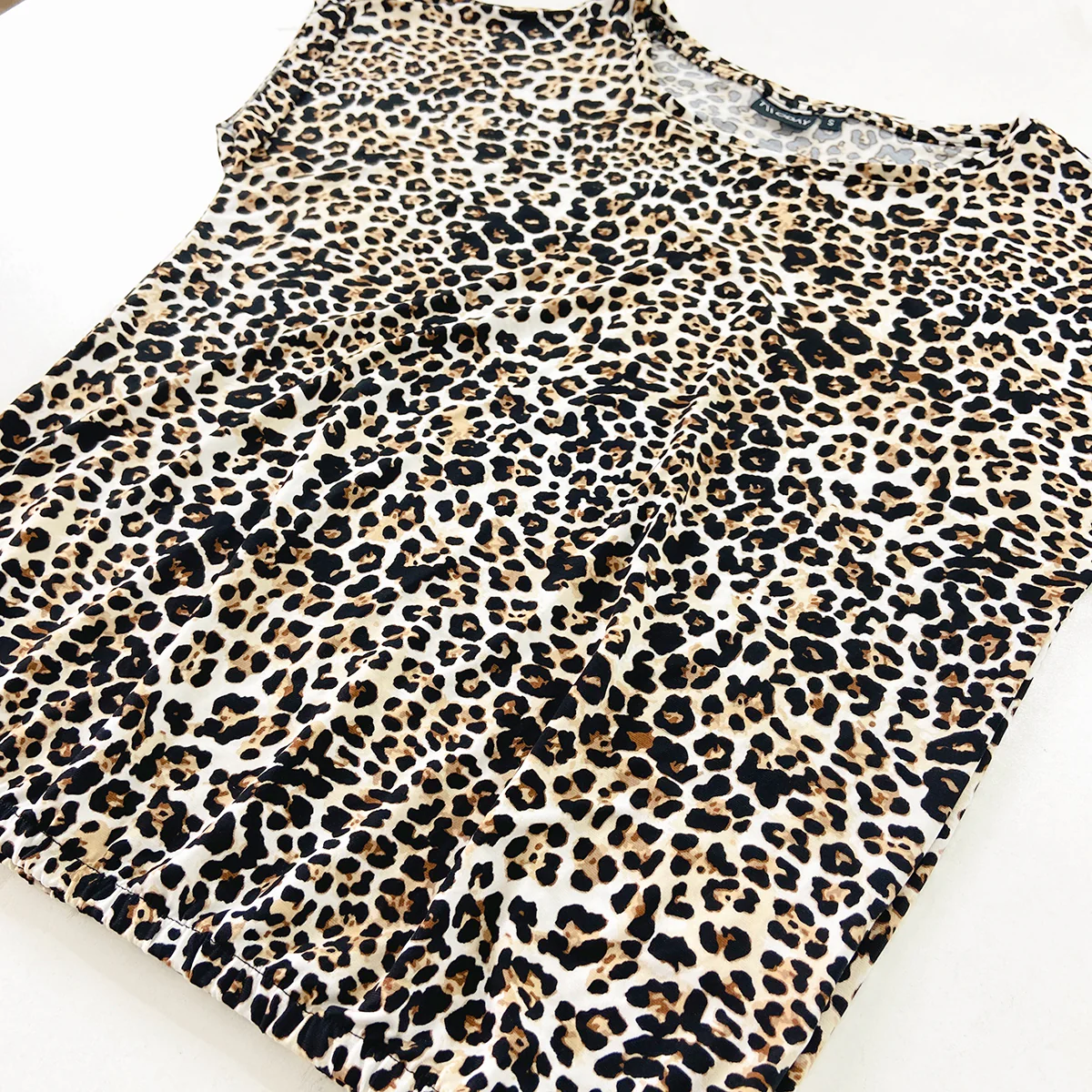 Womens Printed Short Sleeve Round Neck T-Shirt - Image 5