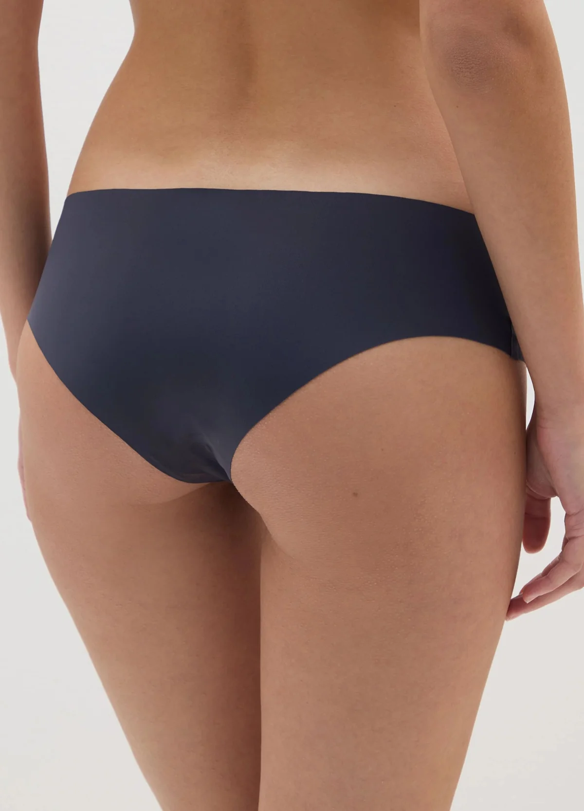 Womens Seamless Mid Rise Invisible Comfort Stretch Full Back Brief Panty - Image 13