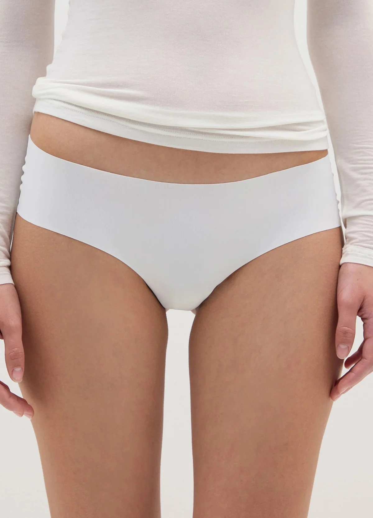 Womens Seamless Mid Rise Invisible Comfort Stretch Full Back Brief Panty - Image 15