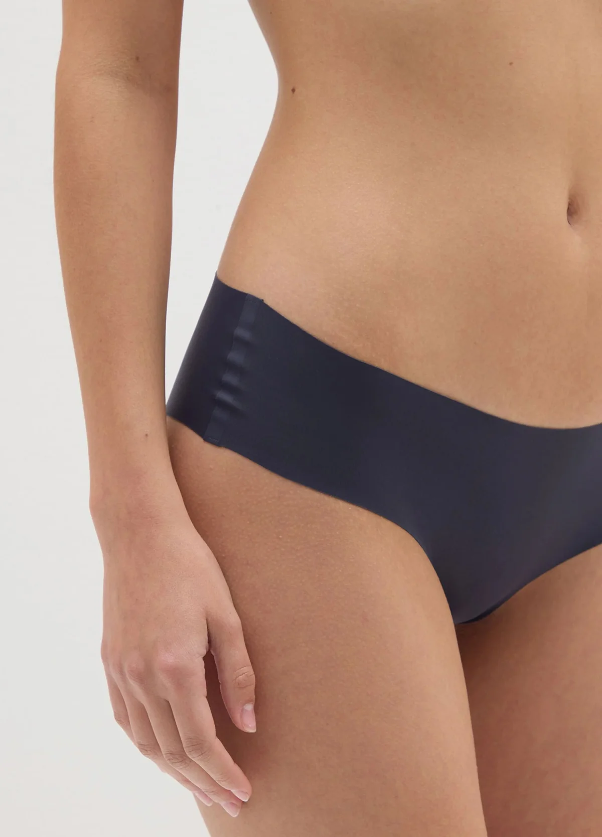 Womens Seamless Mid Rise Invisible Comfort Stretch Full Back Brief Panty - Image 9