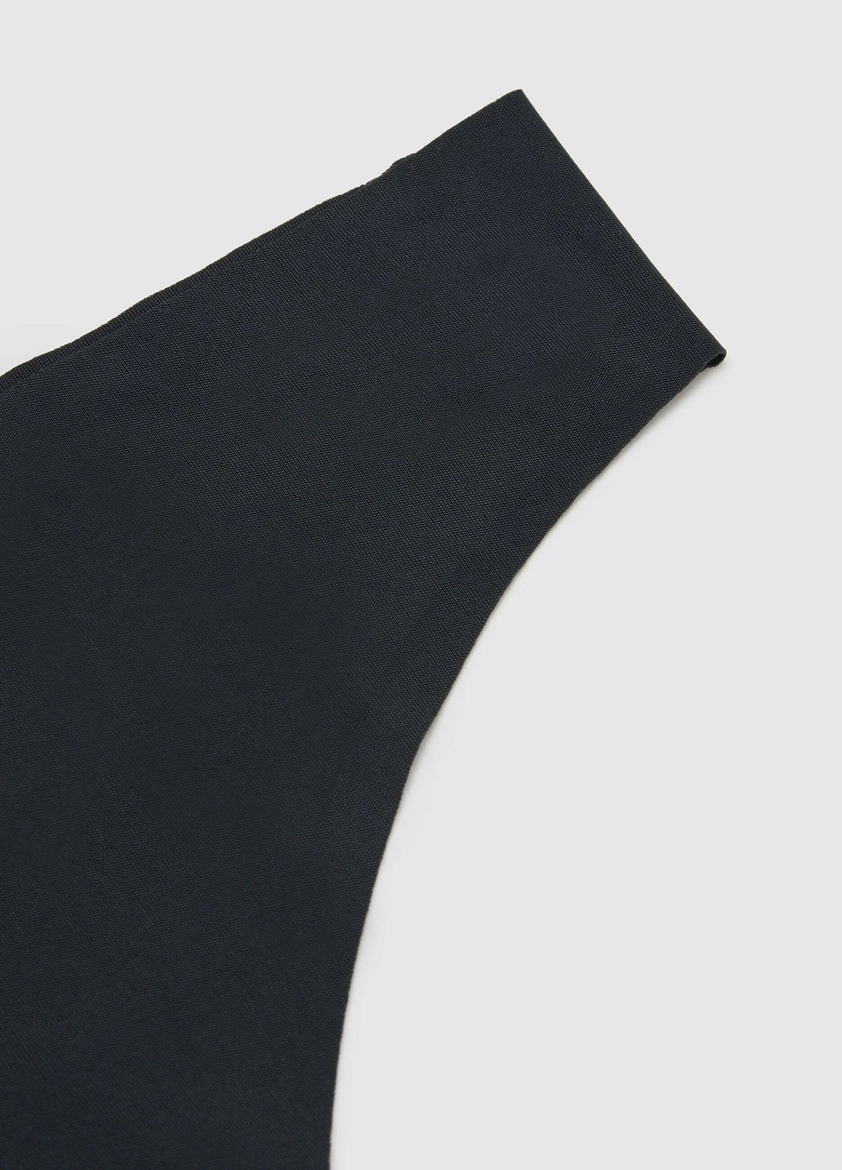 Womens Seamless Mid Rise Nylon Stretch Invisible Comfort Thong - Image 13