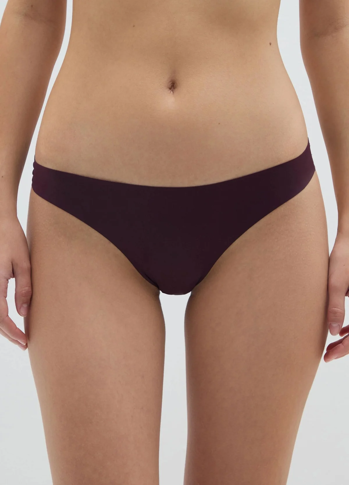 Womens Seamless Mid Rise Nylon Stretch Invisible Comfort Thong - Image 15